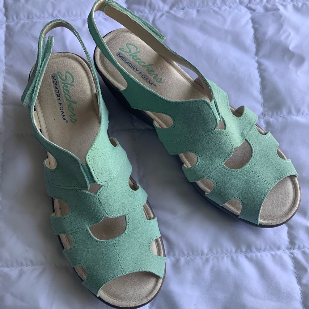 Sketchers suede peep-toe, slingback wedges.